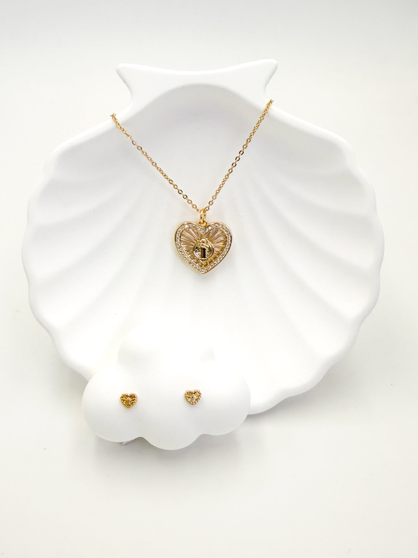 Collar Dorado con Aretes CDA3