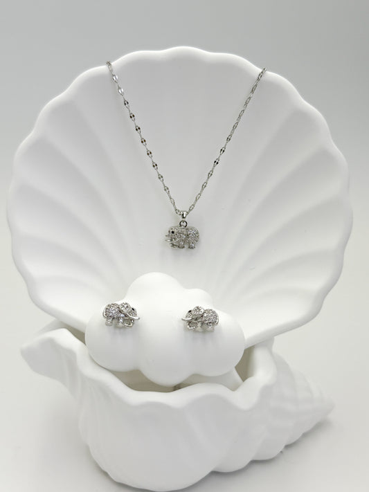 Collar Plateado con Aretes CPA3