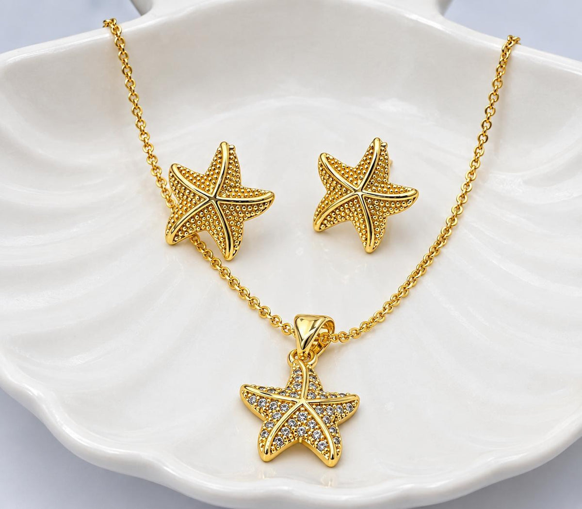 Collar Dorado Con Aretes CDA11